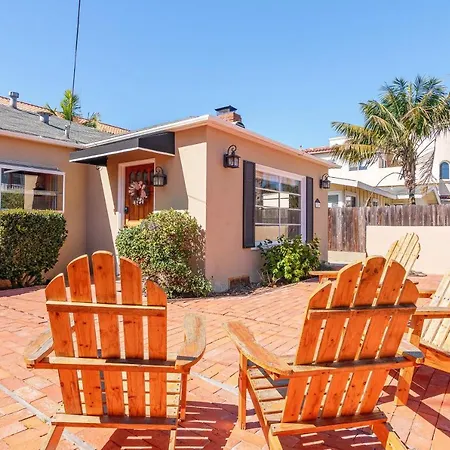 3245 Garfield St Villa